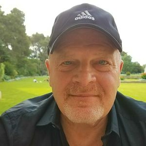 Meet your Posher, Robert